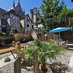 Le De La Cathédrale - Calme - Jardin - Wifi Troyes