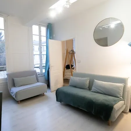 Le De La Cathedrale - Calme - Jardin - Wifi 트루아